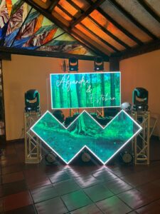 pantallas led en presentacion evento